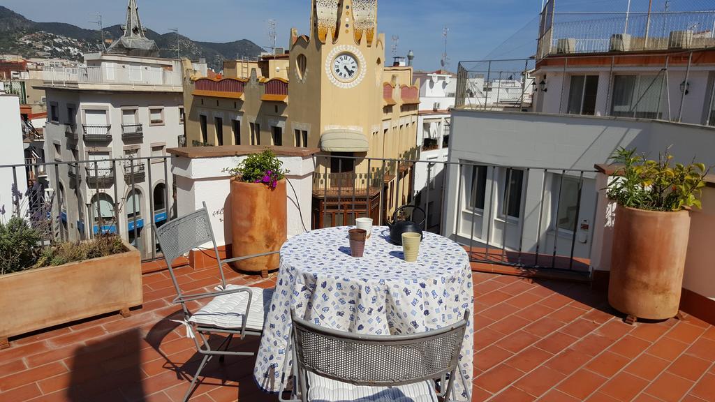 The Sky Attic Apartment 锡切斯 外观 照片