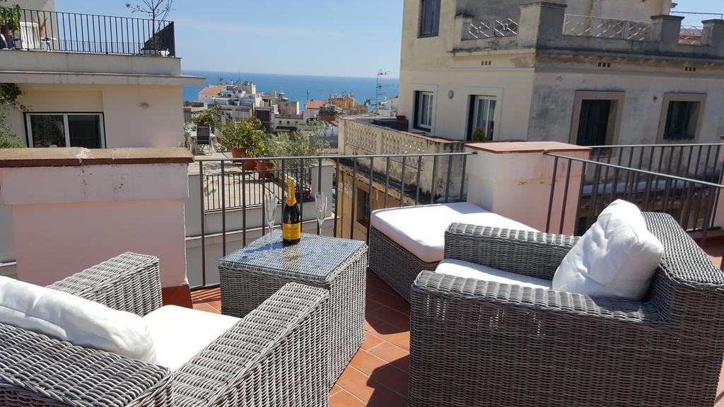 The Sky Attic Apartment 锡切斯 外观 照片