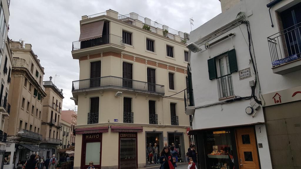 The Sky Attic Apartment 锡切斯 外观 照片